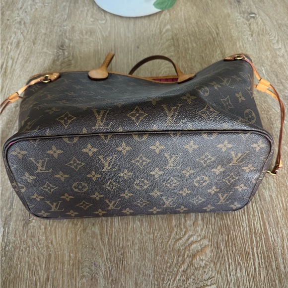 AUTHENTIC Louis Vuitton neverfull bag MM - Picture 2 of 3